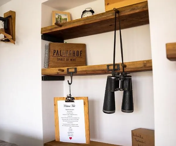 Palavahof * Perná